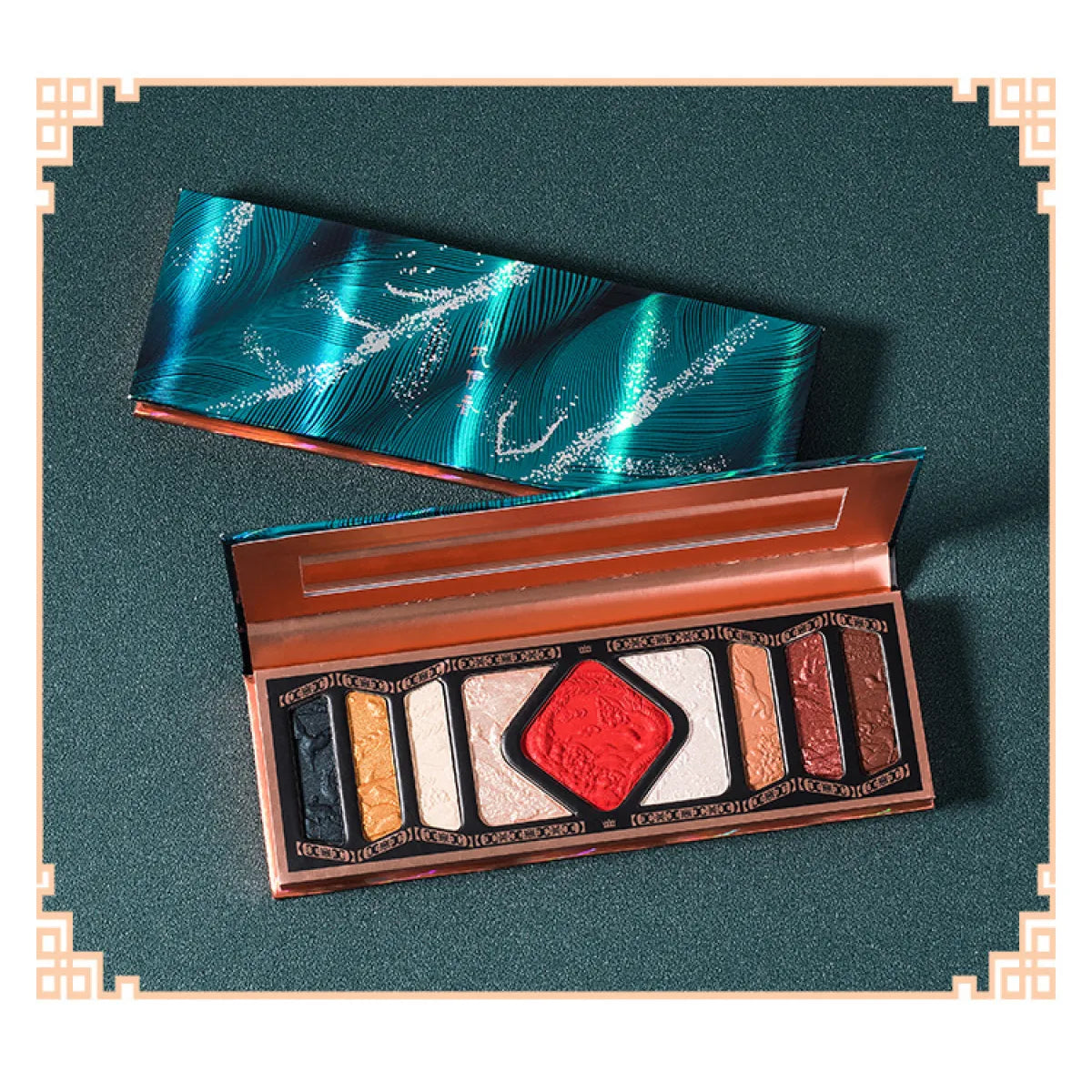 Hundred Birds Chaofeng Eyeshadow Palette